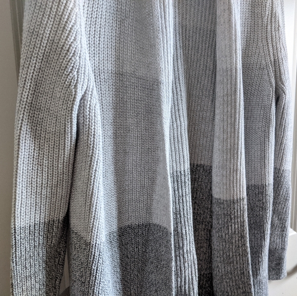 Gap Women's Medium Gray Cardigan Sweater Cotton Long Striped Ombre Colorblock M - Picture 3 of 5
